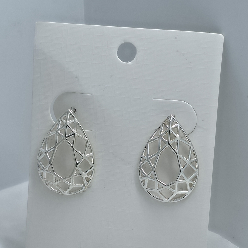 Elegant Silver Teardrop Geometric Dome Stud Earrings
